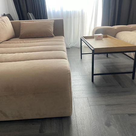 Elit Apartment Craiova Exterior photo